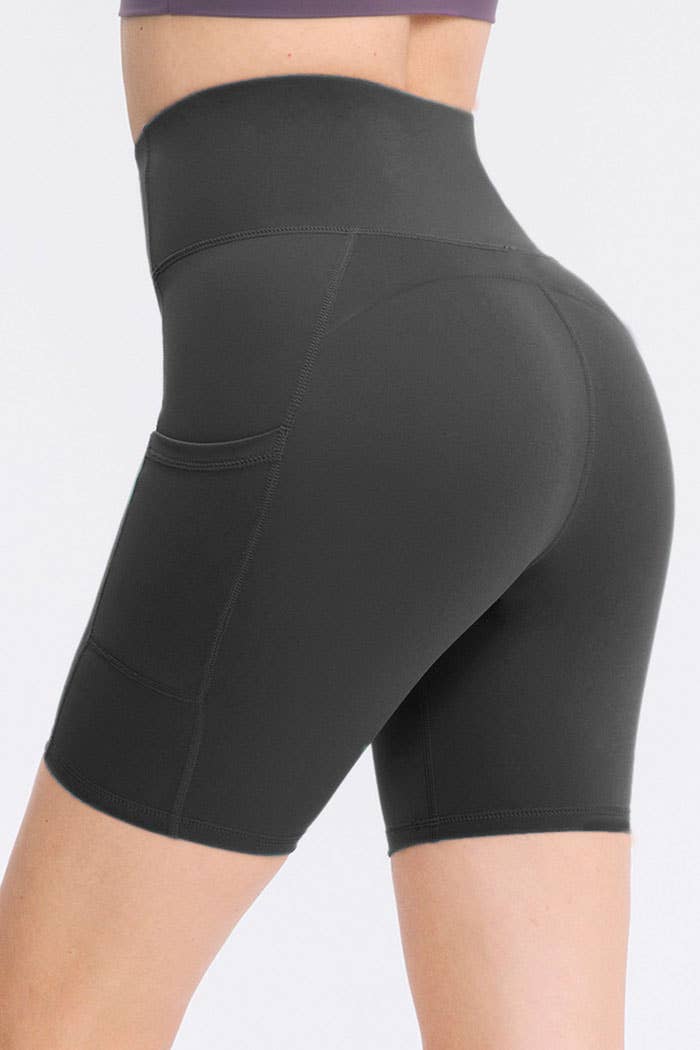 Solid color premium yoga biker shorts with side pockets