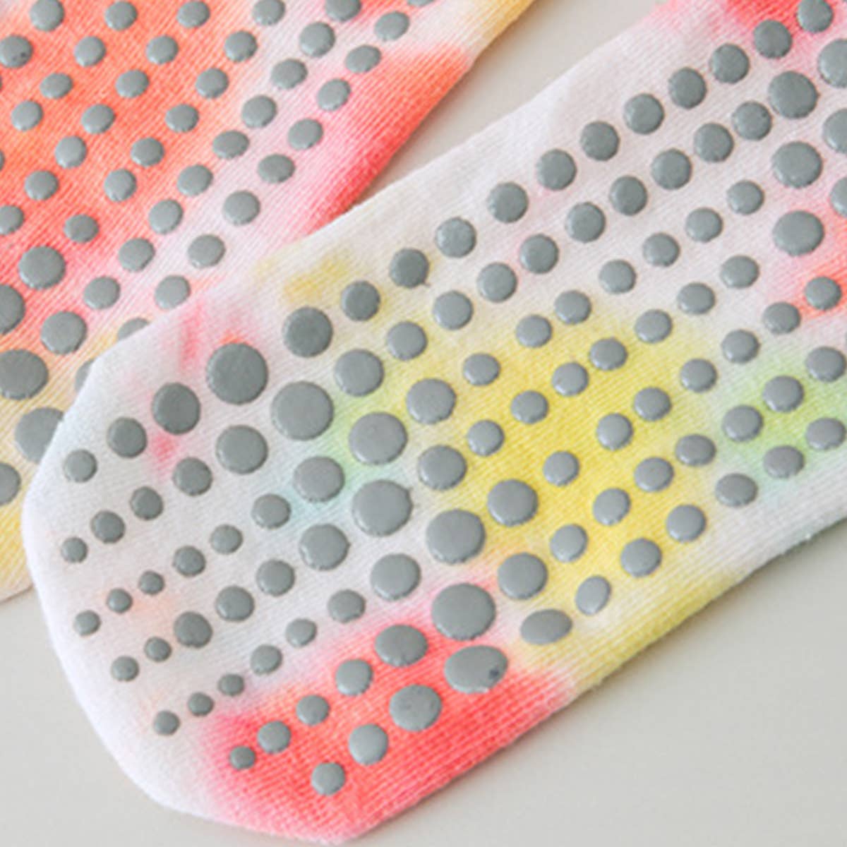 Pilates anti-slip socks for women middle tube