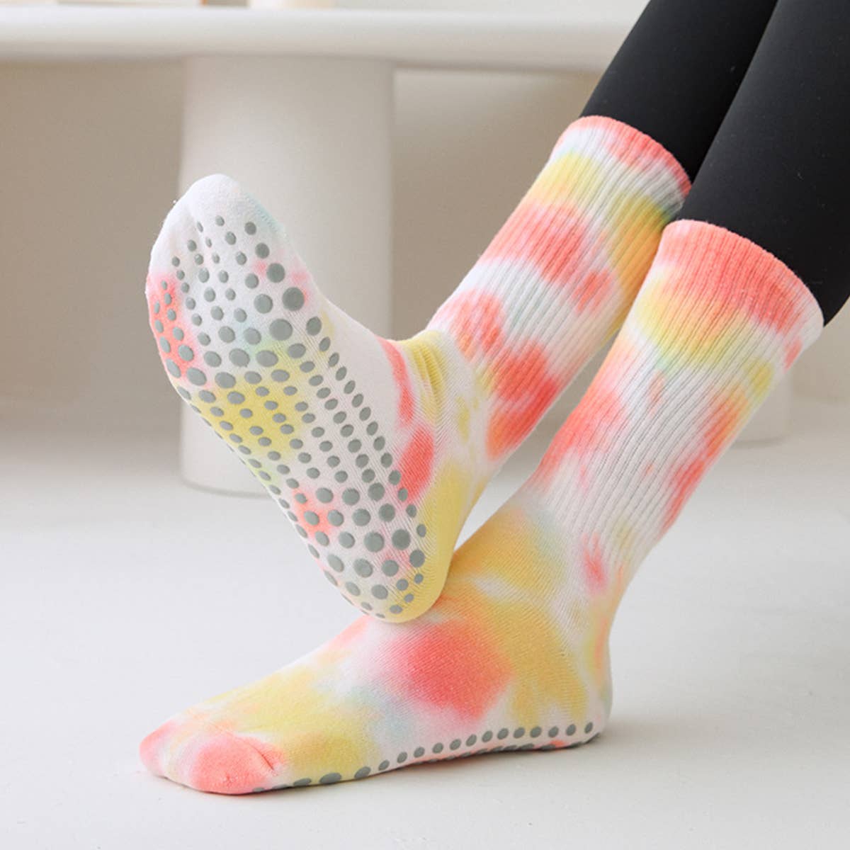 Pilates anti-slip socks for women middle tube