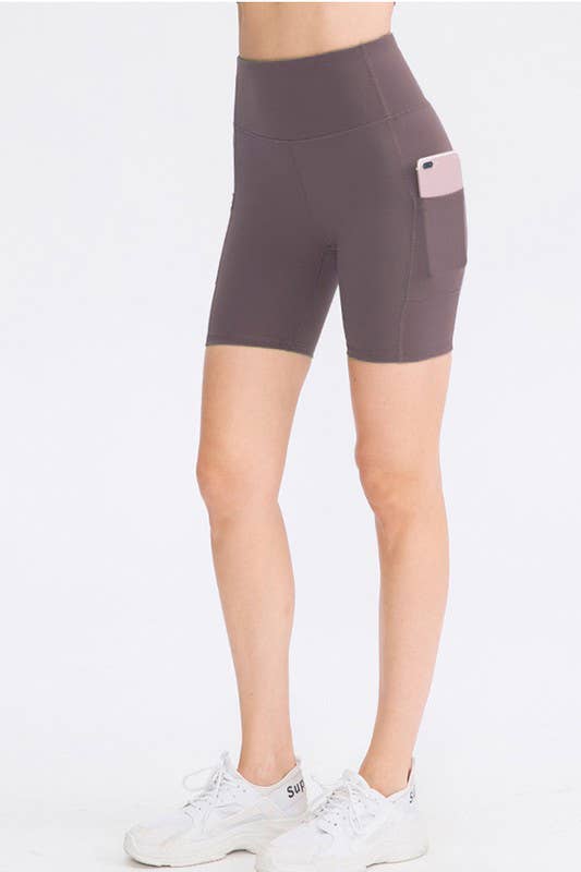 Solid color premium yoga biker shorts with side pockets